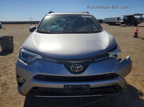 2T3YFREVXHW331900 2017 TOYOTA RAV4 Silver წინა ხედი