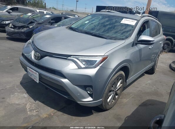 2T3YFREVXHW354545 2017 TOYOTA RAV4 Silver Przód lewy