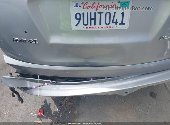 2T3YFREVXHW354545 2017 TOYOTA RAV4 Silver 