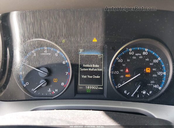 2T3ZFREV0HW326757 2017 TOYOTA RAV4 Silver Vista de los asientos traseros