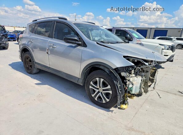 2T3ZFREV0HW343865 2017 TOYOTA RAV4 Silver Передня права чверть