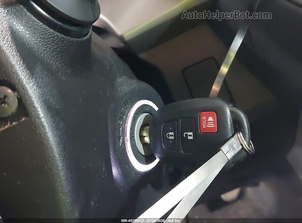 2T3ZFREV1JW471926 2018 TOYOTA RAV4 Серый Вид панели приборов