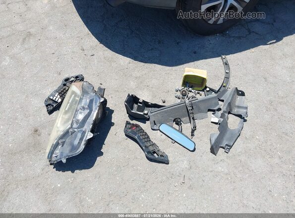 2T3ZFREV2HW401961 2017 TOYOTA RAV4 Gray Սարքավորումների վահանակի տեսք