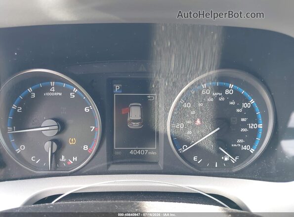 2T3ZFREV2JW455363 2018 TOYOTA RAV4 Silver Вид задніх сидінь