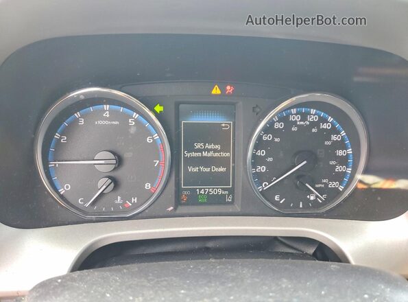 2T3ZFREV3JW416989 2018 TOYOTA RAV4 Red ხელსაწყოთა პანელის ხედი
