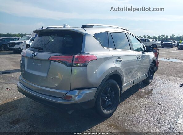 2T3ZFREV4GW304114 2016 TOYOTA RAV4 Серебряный Задняя правая четверть