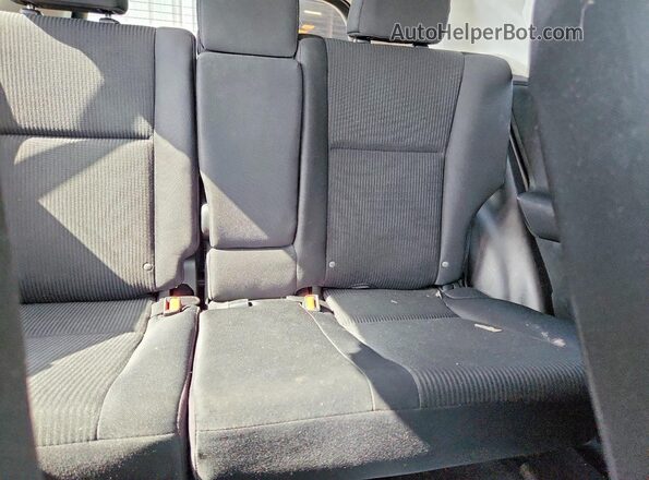 2T3ZFREV4HW353105 2017 TOYOTA RAV4 Серебряный Вид задних сидений