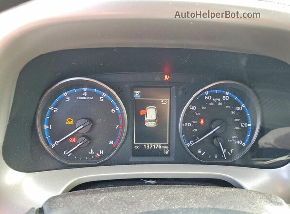 2T3ZFREV5JW513093 2018 TOYOTA RAV4 Red Սարքավորումների վահանակի տեսք