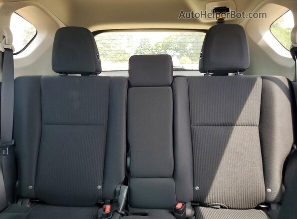 2T3ZFREV6JW463031 2018 TOYOTA RAV4 Blue Rear seats view