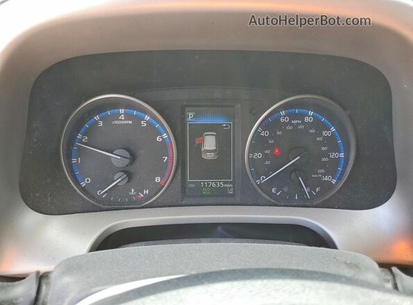 2T3ZFREV8HW342110 2017 TOYOTA RAV4 Silver ხელსაწყოთა პანელის ხედი