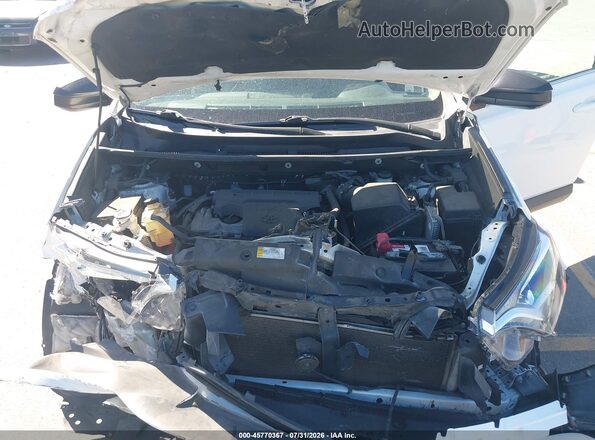 2T3ZFREV8HW369260 2017 TOYOTA RAV4 White Вид ззаду