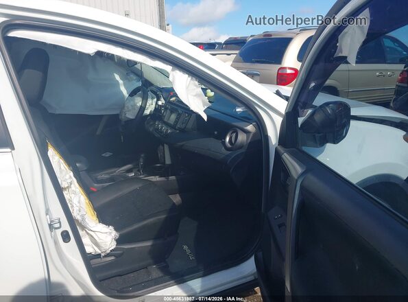 2T3ZFREV8JW431312 2018 TOYOTA RAV4 White Vista interior delantera