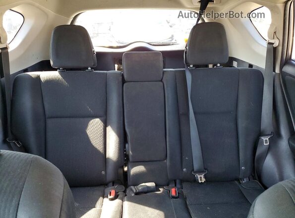 2T3ZFREV9HW348045 2017 TOYOTA RAV4 Gray Вид задніх сидінь