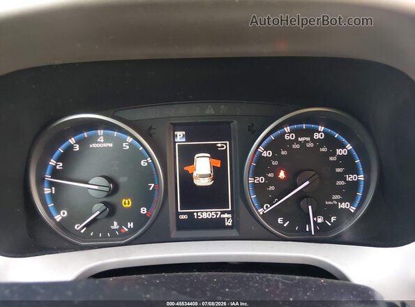 2T3ZFREVXJW495920 2018 TOYOTA RAV4 Red Widok tylnych siedzeń