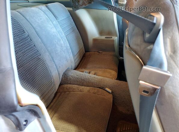 2W87K9L124432 1979 PONTIAC FIREBIRD Желто-коричневый Вид задних сидений