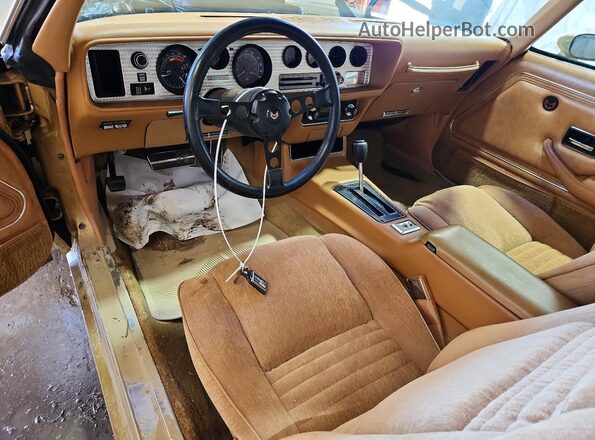 2W87Z8N154049 1978 PONTIAC FIREBIRD Gold Dashboard view