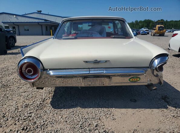 2Y83Z111188 1962 FORD THUNDERBIRD Cream Widok z tyłu