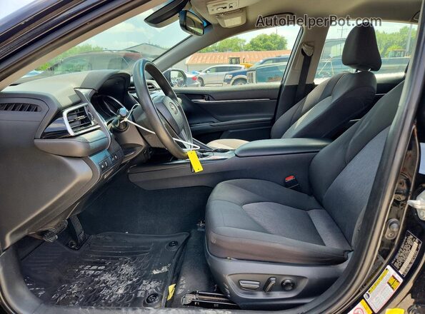 4T1B11HKXJU545985 2018 TOYOTA CAMRY Black Dashboard view