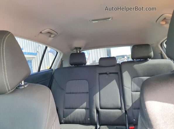 KNDPM3AC2H7108006 2017 KIA SPORTAGE Белый Вид задней части салона