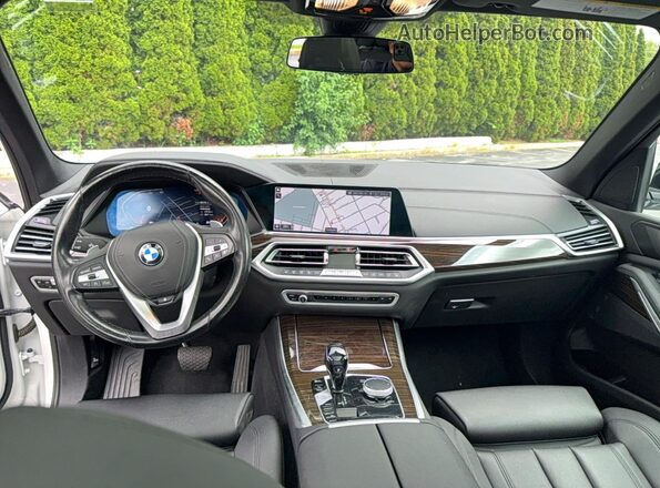 5UXCR6C55KLL61916 2019 BMW X5 White უკანა სავარძლების ხედი