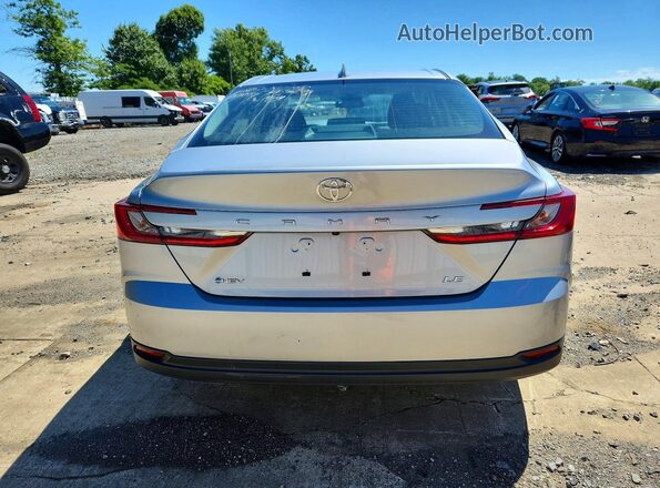4T1DAACK5TU210104 2026 TOYOTA CAMRY Silver Вид салону спереду