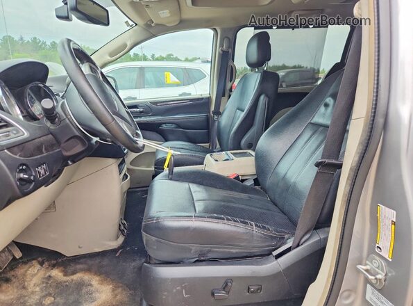 2C4RC1CGXGR304319 2016 CHRYSLER TOWN Silver Вид панелі приладів