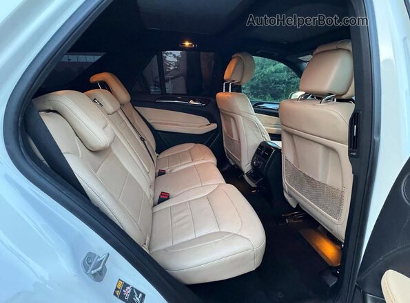 4JGDA6EBXJB015814 2018 MERCEDES-BENZ GLE White Widok deski rozdzielczej