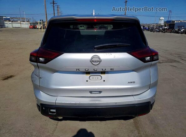 JN8BT3BB1SW155807 2025 NISSAN ROGUE Silver Vista trasera