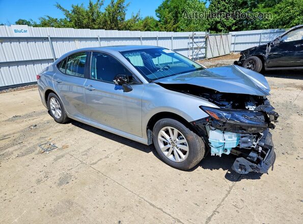 4T1DAACK5TU210104 2026 TOYOTA CAMRY Silver Вид спереду