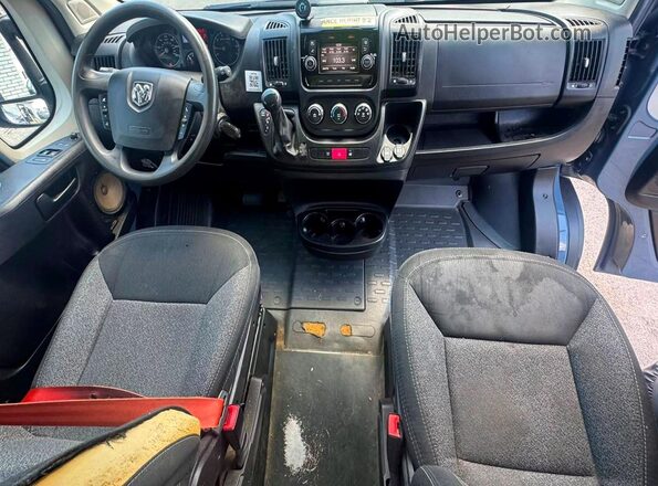3C6URVJG3LE106736 2020 RAM PROMASTER Синий Вид задних сидений