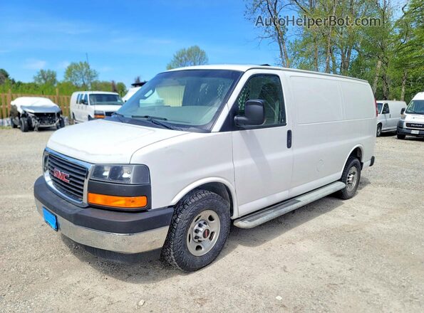 1GTW7AFF0H1344229 2017 GMC SAVANA White Հետևի աջ