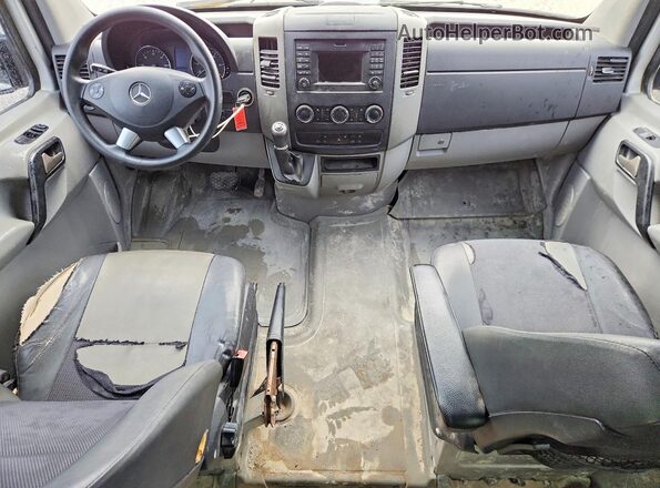 8BRPE8DD6GE122031 2016 MERCEDES-BENZ SPRINTER Silver Widok zestawu wskaźników