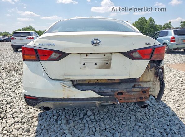 1N4BL4CV0KC167660 2019 NISSAN ALTIMA Белый Вид салона спереди