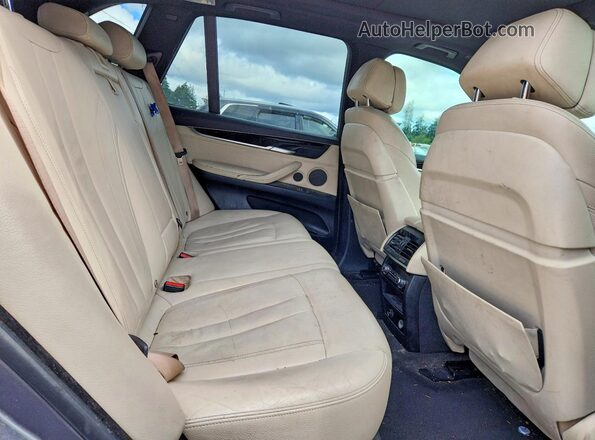 5UXKR2C33H0U24380 2017 BMW X5 Gray Widok komory silnika