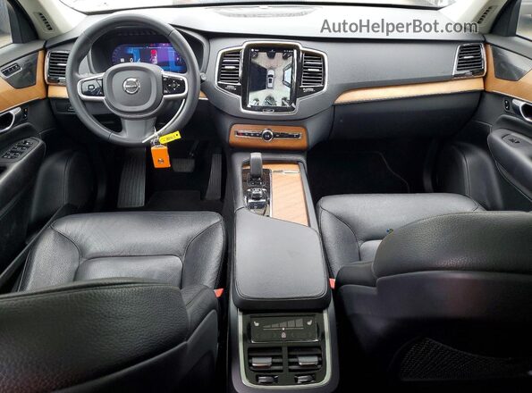YV4H60CNXP1912211 2023 VOLVO XC90 Black Vista del cuadro de instrumentos