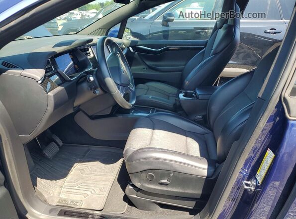 5YJXCBE24HF054703 2017 TESLA MODEL Blue Առջևի վահանակի տեսք
