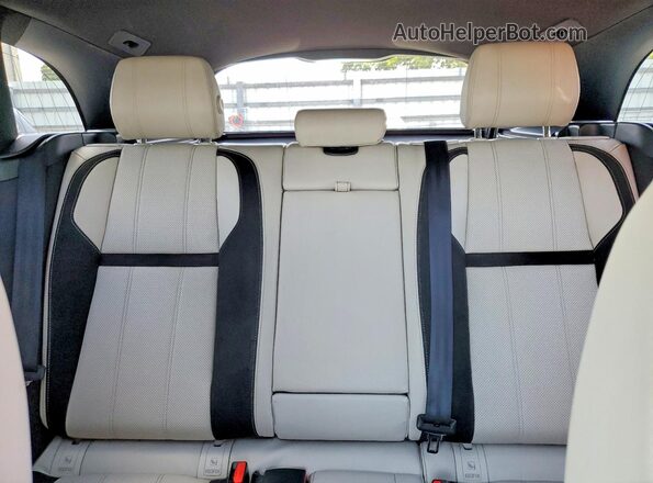 SALYL2RX8JA709950 2018 LAND ROVER RANGE Серый Вид задней части салона