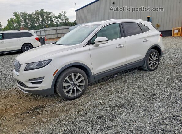 5LMCJ3C94KUL13319 2019 LINCOLN MKC Белый Задняя левая четверть
