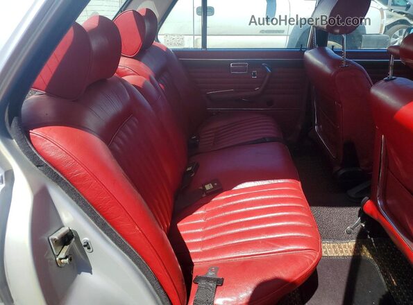 3190095 1975 BMW OTHER Серебряный Вид задних сидений