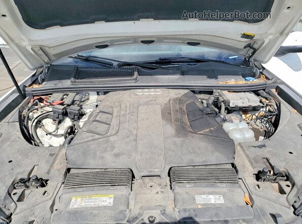 WA1LAAF73KD014615 2019 AUDI Q7 White Widok naklejki z numerem VIN