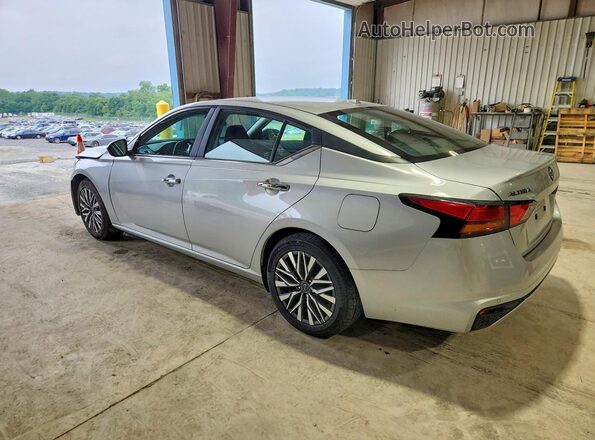 1N4BL4DV3SN366155 2025 NISSAN ALTIMA Серебряный Задняя правая четверть