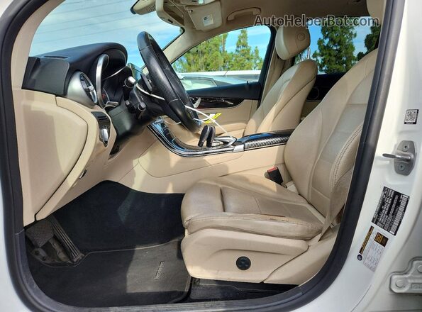 WDC0G4JB2GF113842 2016 MERCEDES-BENZ GLC-CLASS White Առջևի վահանակի տեսք