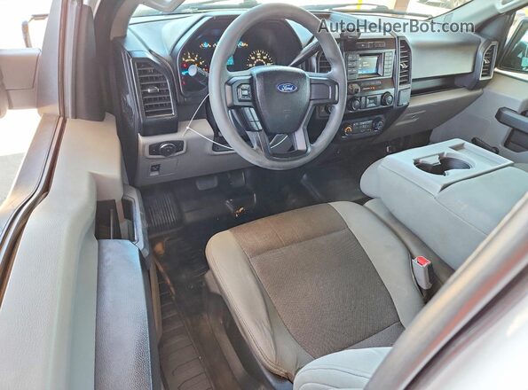 1FTEX1E81HKC67427 2017 FORD F150 White ხელსაწყოთა პანელის ხედი