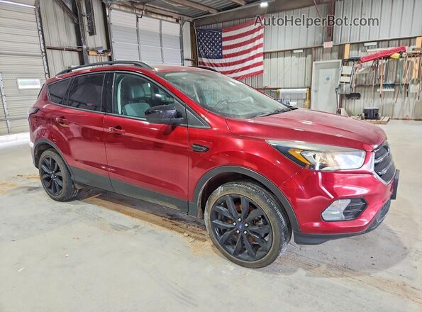 1FMCU9G98HUC01333 2017 FORD ESCAPE Бордовый Вид спереди