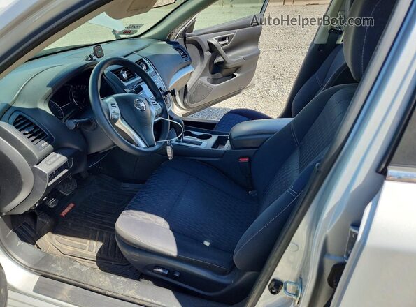 1N4AL3AP1HN365784 2017 NISSAN ALTIMA Silver Առջևի վահանակի տեսք