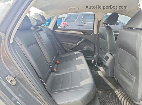 1VWDT7A34HC072174 2017 VOLKSWAGEN PASSAT Gray Вид задньої частини салону