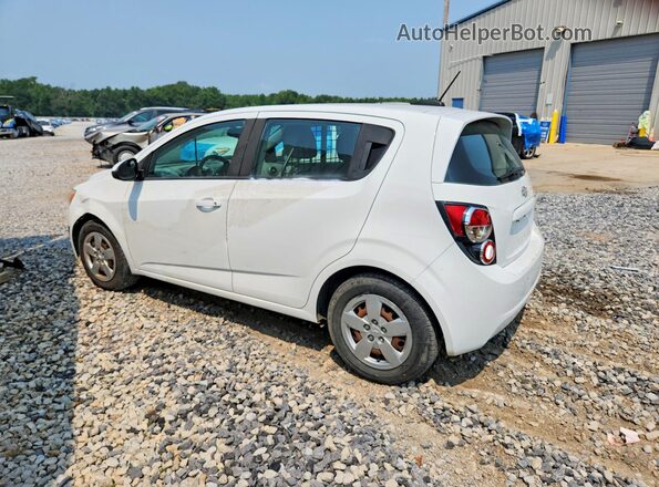 1G1JA6SH5G4174410 2016 CHEVROLET SONIC White Rear right
