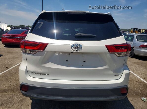 5TDBZRFH9KS720400 2019 TOYOTA HIGHLANDER Белый Вид салона спереди