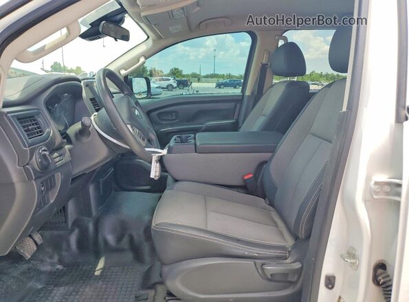 1N6AA1FA0MN518719 2021 NISSAN TITAN White Dashboard view