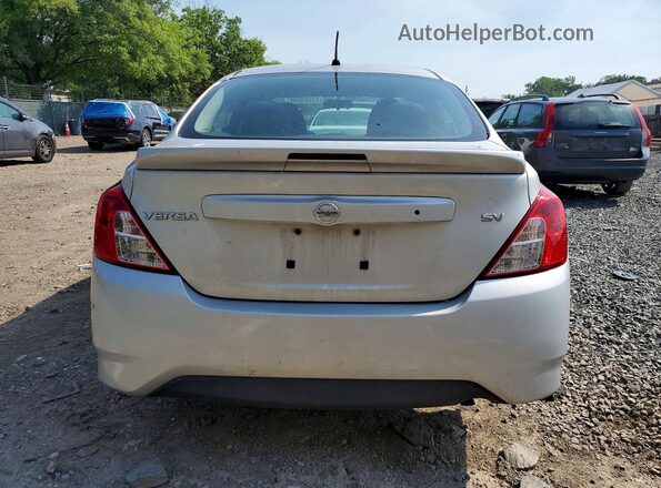 3N1CN7AP8HK451655 2017 NISSAN VERSA Gray უკანა ხედი